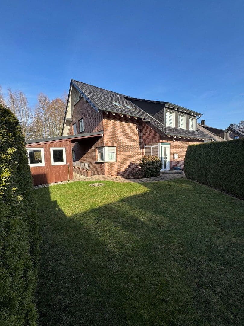 Predaj domu 200 m², pozemek 543 m², Ernst-Haeckel-Straße 8, Sendenhorst, Severné Porýnie - Westfálsko Predaj domu 200 m², pozemek 543 m², Ernst-Haeckel-Straße 8, Sendenhorst, Severné Porýnie - Westfálsko