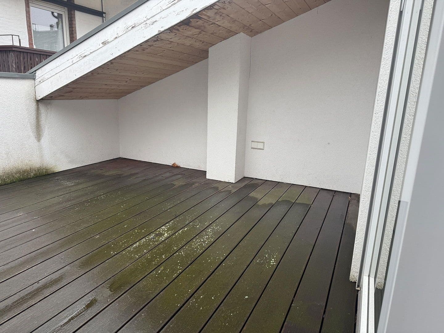 Prenájom domu 120 m², pozemek 200 m², Frankfurt, Hesensko Prenájom domu 120 m², pozemek 200 m², Frankfurt, Hesensko