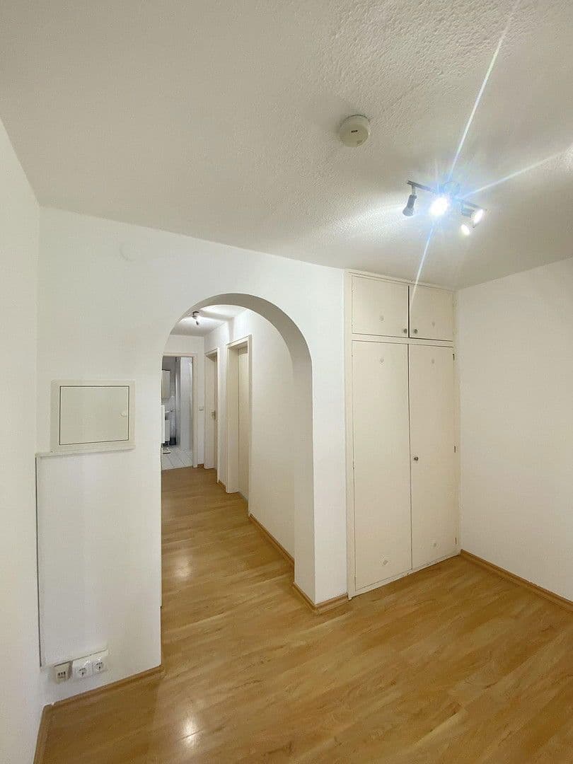 Prenájom bytu 1-izbový 75 m², Pfitznerstr, München, Bavorsko Prenájom bytu 1-izbový 75 m², Pfitznerstr, München, Bavorsko