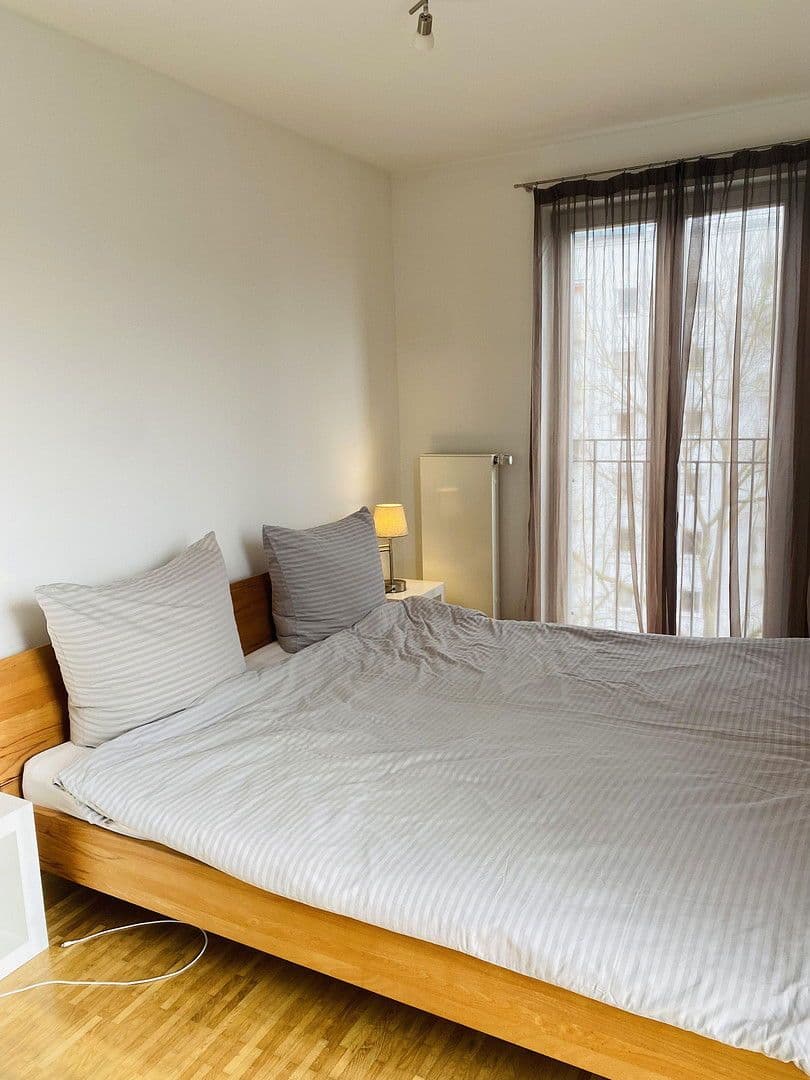 Prenájom bytu 3-izbový 88 m², St. Cajetan Str. 29, München, Bavorsko Prenájom bytu 3-izbový 88 m², St. Cajetan Str. 29, München, Bavorsko