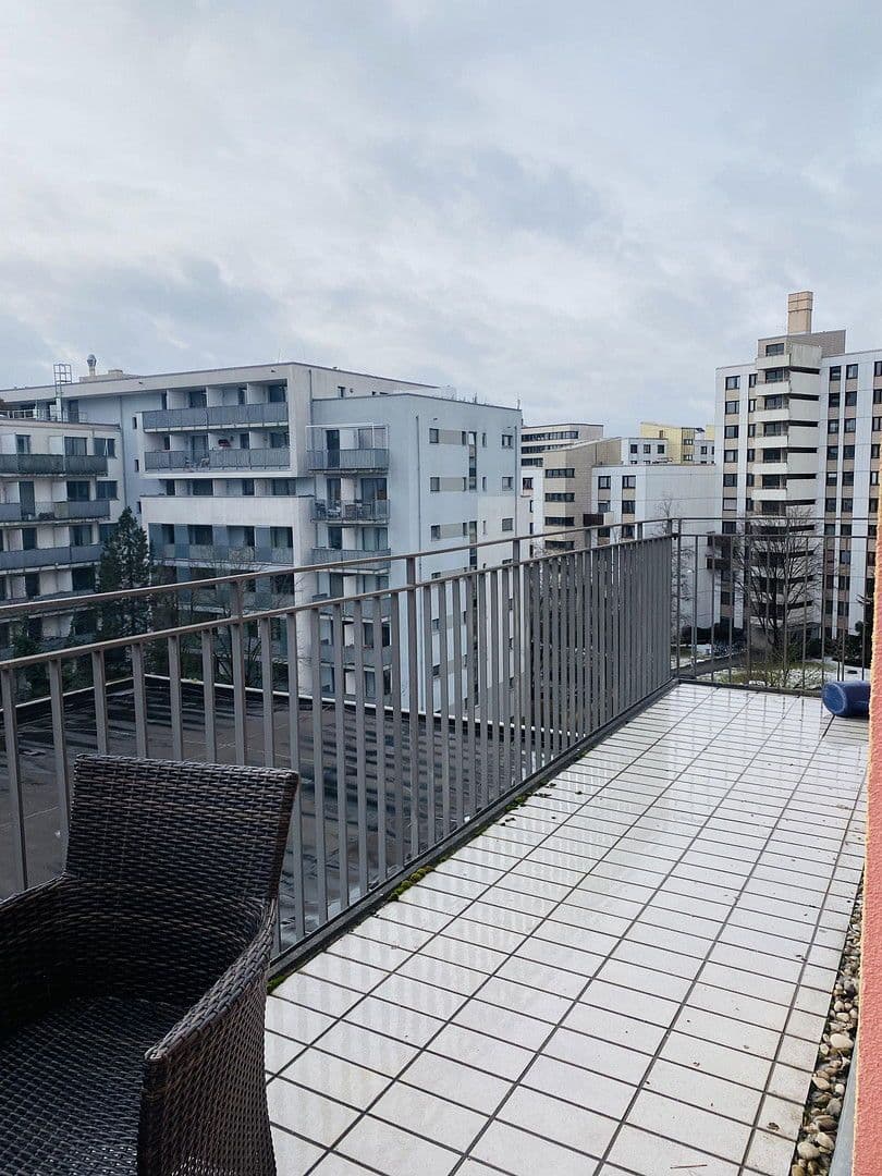 Prenájom bytu 3-izbový 88 m², St. Cajetan Str. 29, München, Bavorsko Prenájom bytu 3-izbový 88 m², St. Cajetan Str. 29, München, Bavorsko