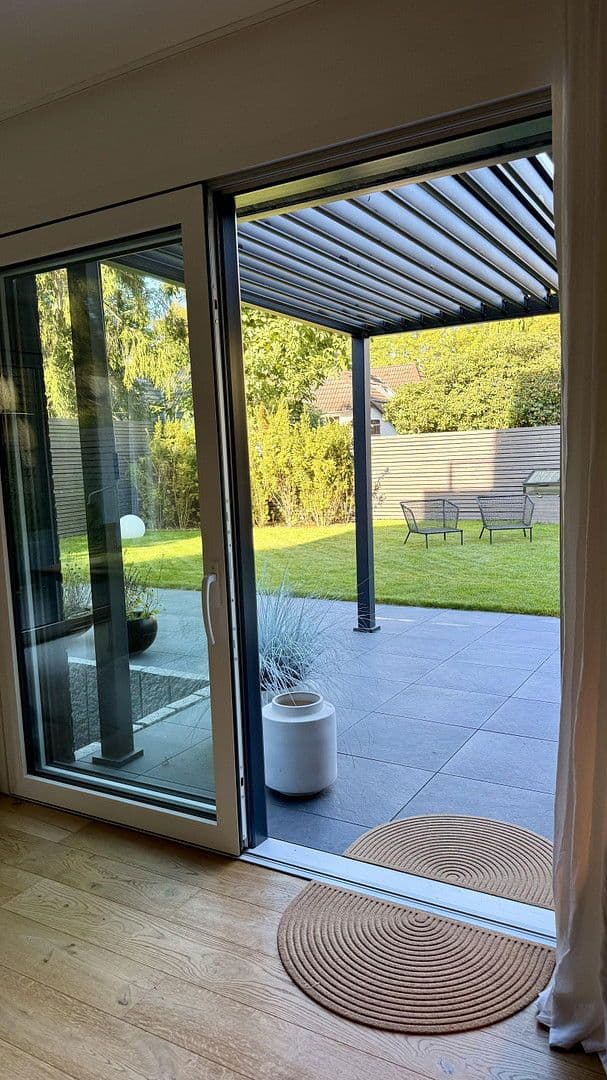 Predaj domu 155 m², pozemek 250 m², Hamburg, Hamburg Predaj domu 155 m², pozemek 250 m², Hamburg, Hamburg