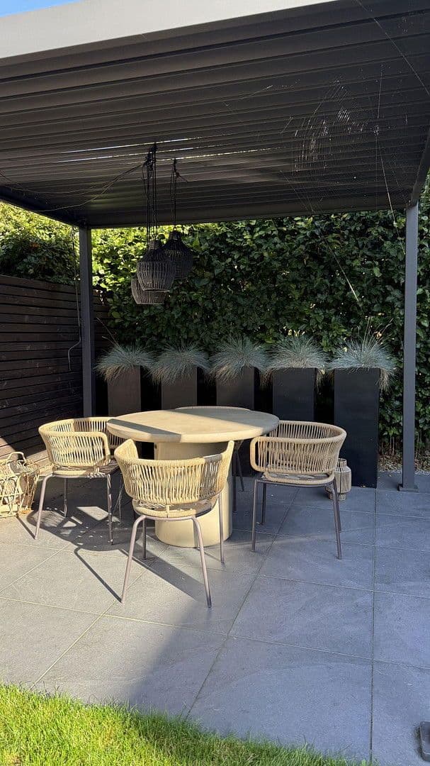 Predaj domu 155 m², pozemek 250 m², Hamburg, Hamburg Predaj domu 155 m², pozemek 250 m², Hamburg, Hamburg