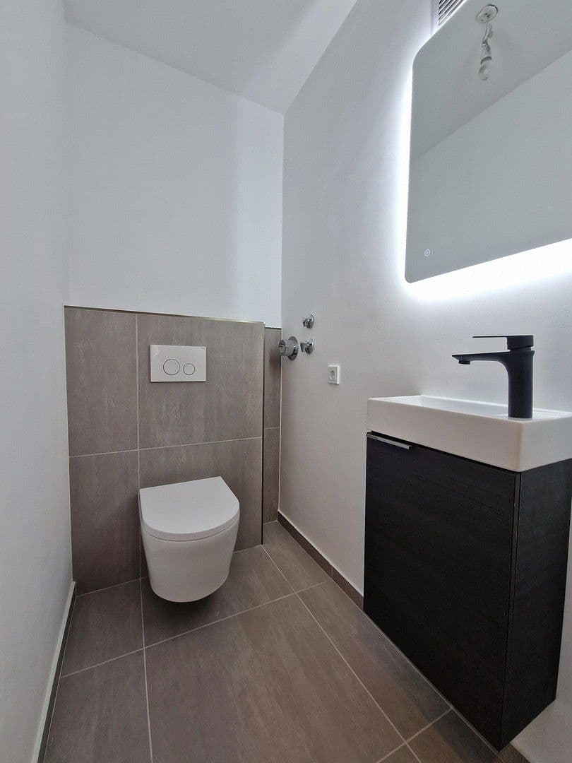 Predaj bytu 3-izbový 81 m², Pater-Roth-Str. 26, Augsburg, Bavorsko Predaj bytu 3-izbový 81 m², Pater-Roth-Str. 26, Augsburg, Bavorsko