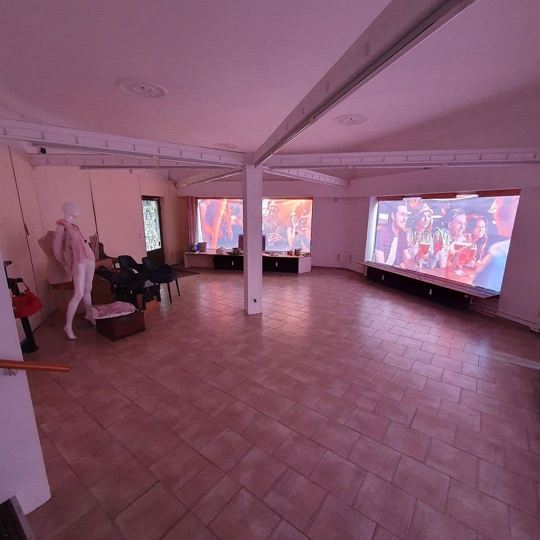 Predaj domu 611 m², pozemek 430 m², Elbingeröderstr. 9, Braunlage, Dolné Sasko Predaj domu 611 m², pozemek 430 m², Elbingeröderstr. 9, Braunlage, Dolné Sasko