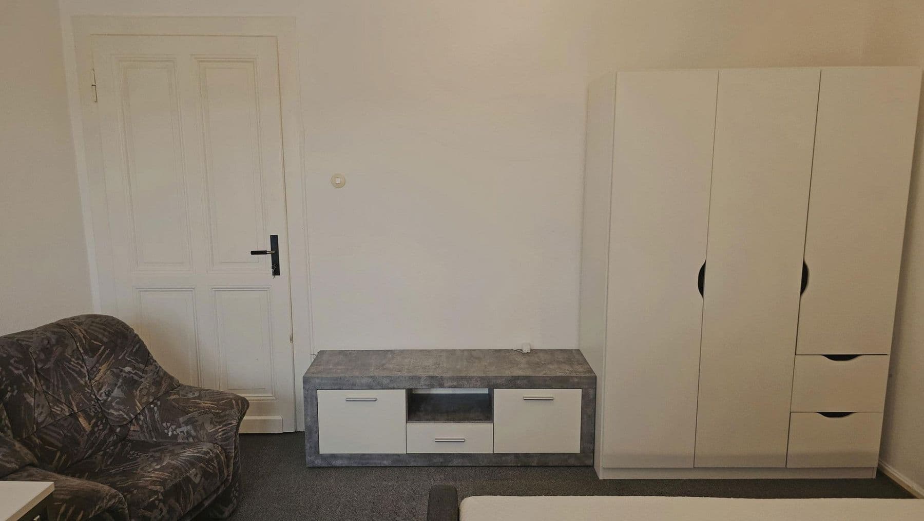 Prenájom bytu 16 m², Pleistalstraße 123, Sankt Augustin, Severné Porýnie - Westfálsko Prenájom bytu 16 m², Pleistalstraße 123, Sankt Augustin, Severné Porýnie - Westfálsko