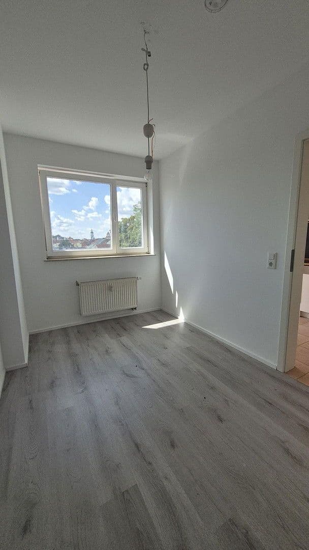 Prenájom bytu 3-izbový 60 m², Wurzen, Sasko Prenájom bytu 3-izbový 60 m², Wurzen, Sasko