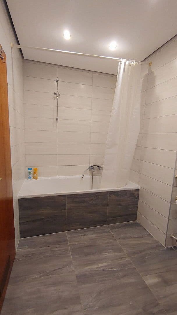 Predaj bytu 4-izbový 87 m², Leipziger Straße 24, Wiesbaden Bierstadt, Hesensko Predaj bytu 4-izbový 87 m², Leipziger Straße 24, Wiesbaden Bierstadt, Hesensko