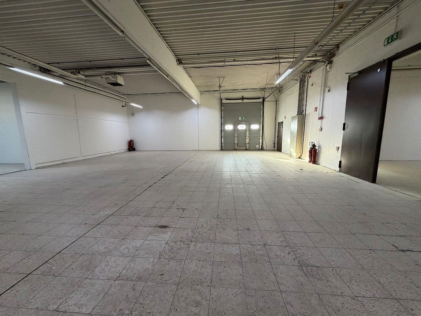 Prenájom nebytového priestoru 459 m², Meißener Dorfstraße 35, Minden, Severné Porýnie - Westfálsko Prenájom nebytového priestoru 459 m², Meißener Dorfstraße 35, Minden, Severné Porýnie - Westfálsko