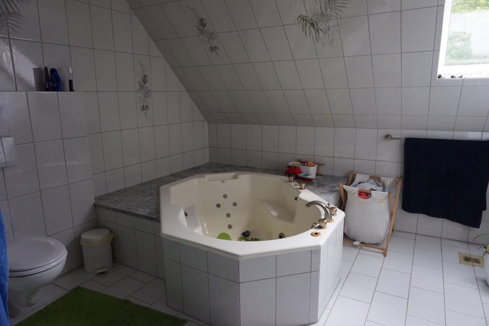 Predaj domu 412 m², pozemek 1.745 m², Ottersberg, Dolné Sasko Predaj domu 412 m², pozemek 1.745 m², Ottersberg, Dolné Sasko