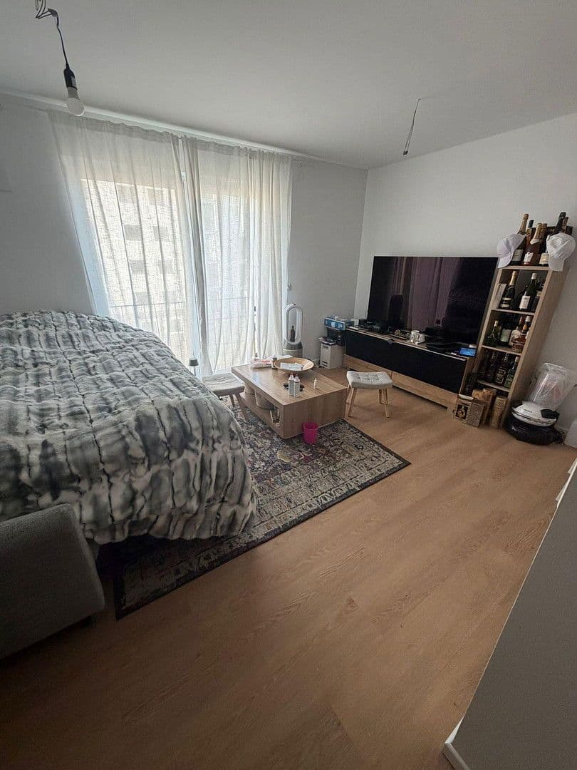 Prenájom bytu 1-izbový 26 m², Maximilianstr. 43, Nürnberg, Bavorsko Prenájom bytu 1-izbový 26 m², Maximilianstr. 43, Nürnberg, Bavorsko