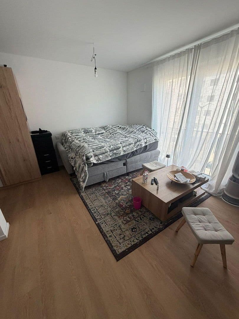 Prenájom bytu 1-izbový 26 m², Maximilianstr. 43, Nürnberg, Bavorsko Prenájom bytu 1-izbový 26 m², Maximilianstr. 43, Nürnberg, Bavorsko