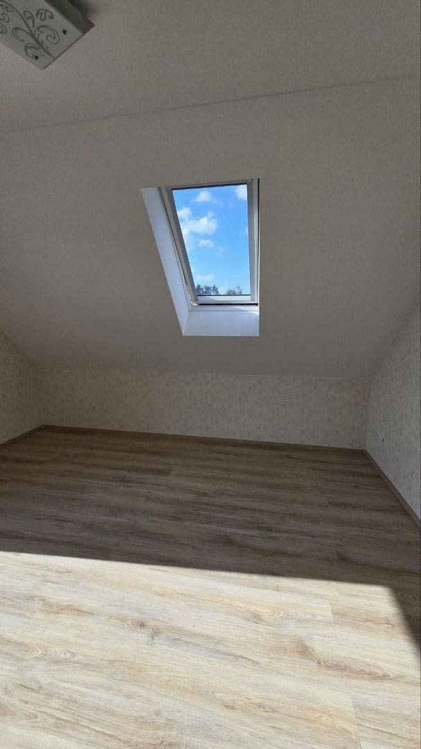 Predaj domu 120 m², pozemek 883 m², Dürrlauingen, Bavorsko Predaj domu 120 m², pozemek 883 m², Dürrlauingen, Bavorsko