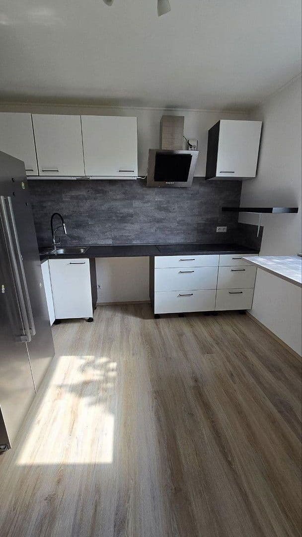Predaj domu 120 m², pozemek 883 m², Dürrlauingen, Bavorsko Predaj domu 120 m², pozemek 883 m², Dürrlauingen, Bavorsko