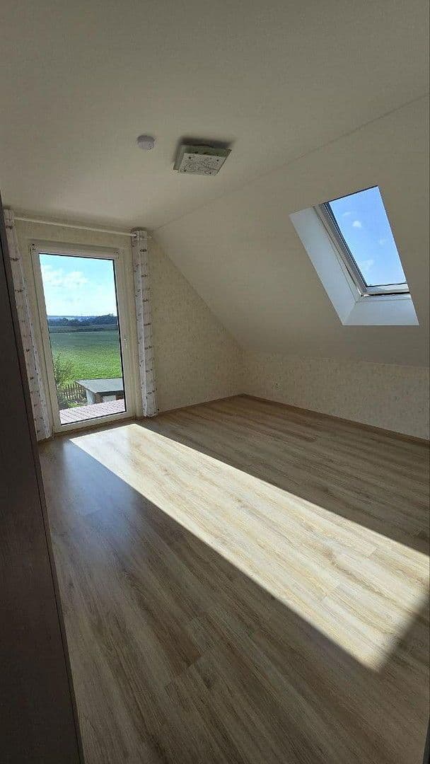 Predaj domu 120 m², pozemek 883 m², Dürrlauingen, Bavorsko Predaj domu 120 m², pozemek 883 m², Dürrlauingen, Bavorsko