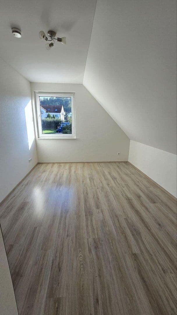 Predaj domu 120 m², pozemek 883 m², Dürrlauingen, Bavorsko Predaj domu 120 m², pozemek 883 m², Dürrlauingen, Bavorsko