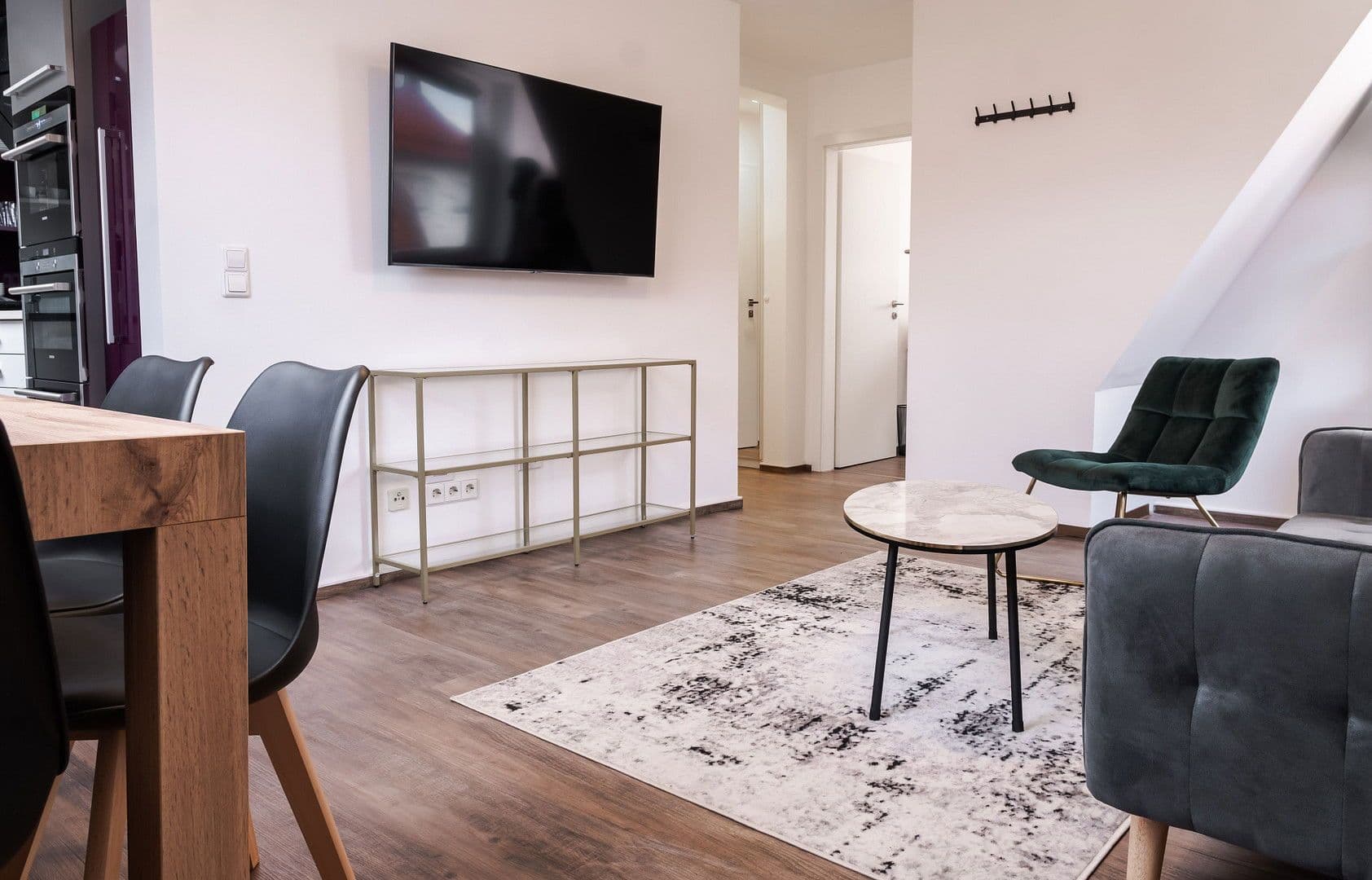 Prenájom bytu 3-izbový 75 m², Pestalozzistr.15/3, Heilbronn, Bádensko-Wurttembersko Prenájom bytu 3-izbový 75 m², Pestalozzistr.15/3, Heilbronn, Bádensko-Wurttembersko