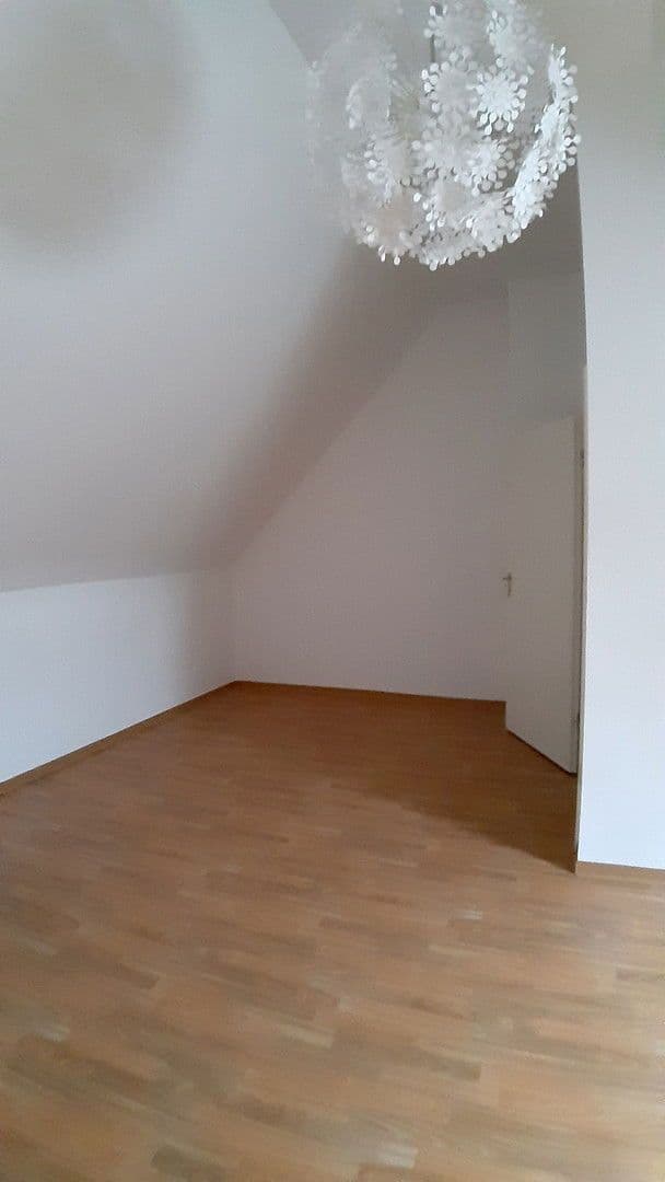 Prenájom bytu 2-izbový 72 m², Jänickendorfer Straße 50, Steinhöfel, Brandenbursko Prenájom bytu 2-izbový 72 m², Jänickendorfer Straße 50, Steinhöfel, Brandenbursko