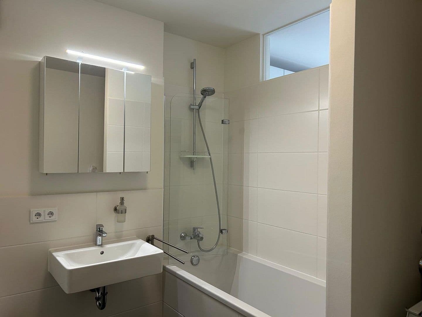 Prenájom bytu 2-izbový 53 m², Paul-Heyse-Str 31a, München, Bavorsko Prenájom bytu 2-izbový 53 m², Paul-Heyse-Str 31a, München, Bavorsko