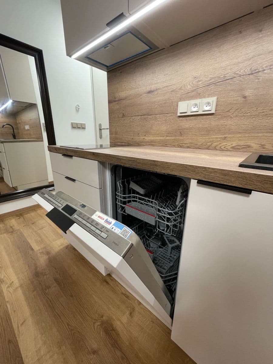 Prenájom bytu 2-izbový 36 m², Bartákova, Praha, Praha Prenájom bytu 2-izbový 36 m², Bartákova, Praha, Praha