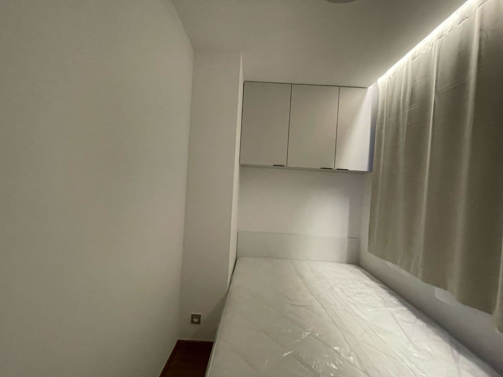 Prenájom bytu 2-izbový 36 m², Bartákova, Praha, Praha Prenájom bytu 2-izbový 36 m², Bartákova, Praha, Praha