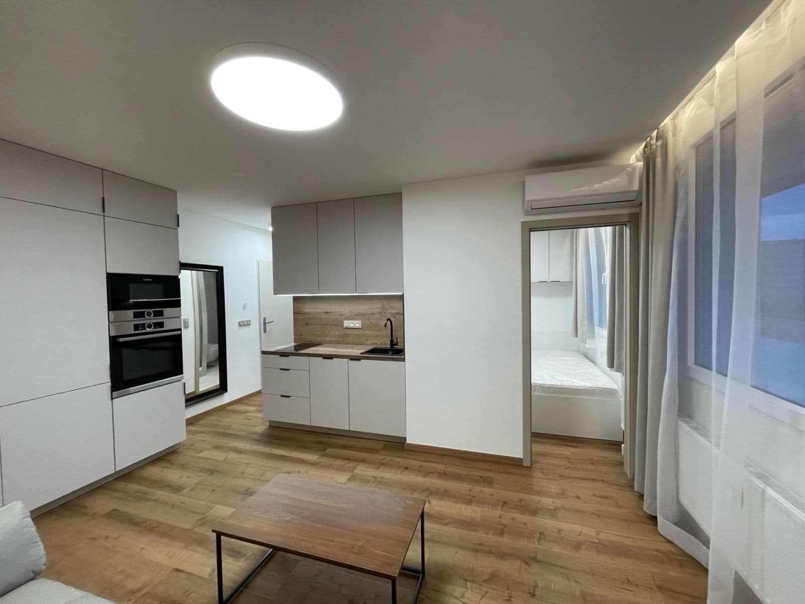 Prenájom bytu 2-izbový 36 m², Bartákova, Praha, Praha Prenájom bytu 2-izbový 36 m², Bartákova, Praha, Praha