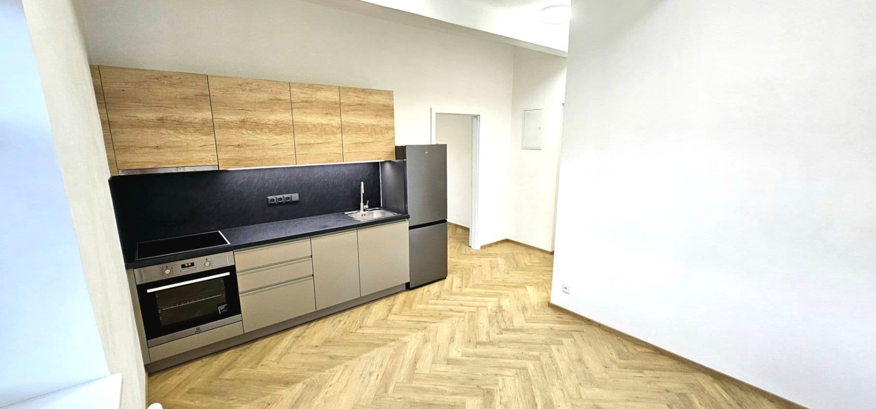 Prenájom bytu 2-izbový 30 m², Pod Kesnerkou, Praha, Praha Prenájom bytu 2-izbový 30 m², Pod Kesnerkou, Praha, Praha