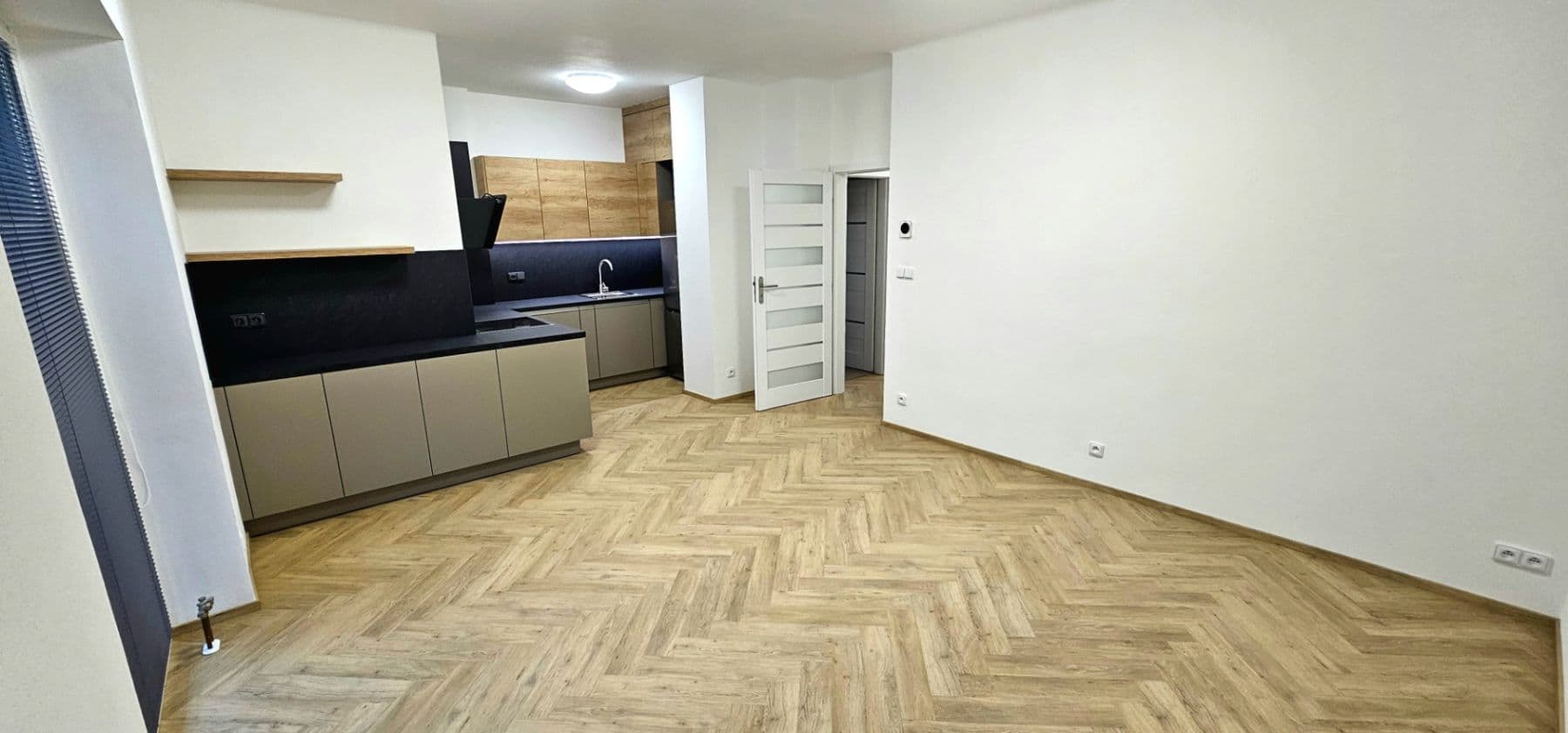 Prenájom bytu 3-izbový 75 m², Pod Kesnerkou, Praha, Praha Prenájom bytu 3-izbový 75 m², Pod Kesnerkou, Praha, Praha