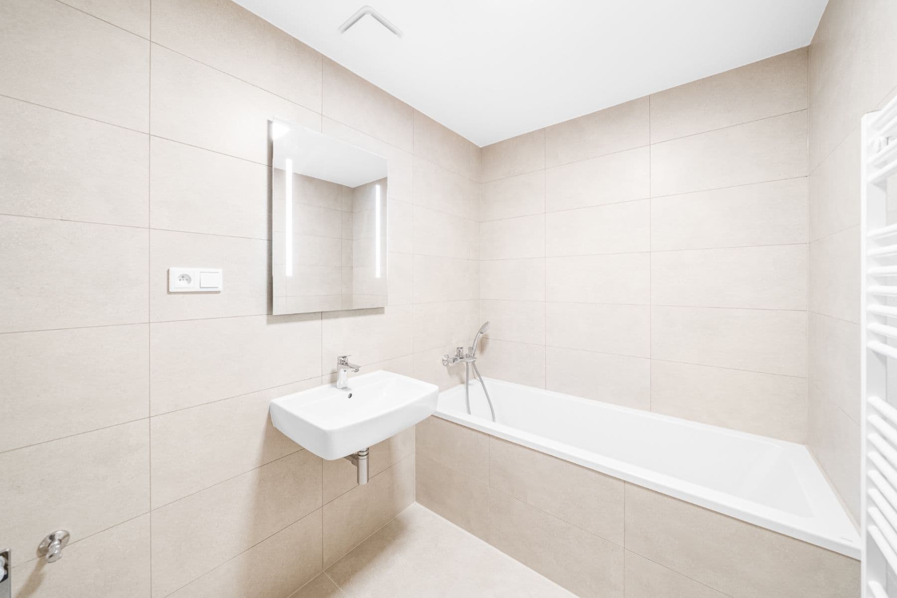 Prenájom bytu 2-izbový 69 m², Měděná, Plzeň, Plzeňský kraj Prenájom bytu 2-izbový 69 m², Měděná, Plzeň, Plzeňský kraj