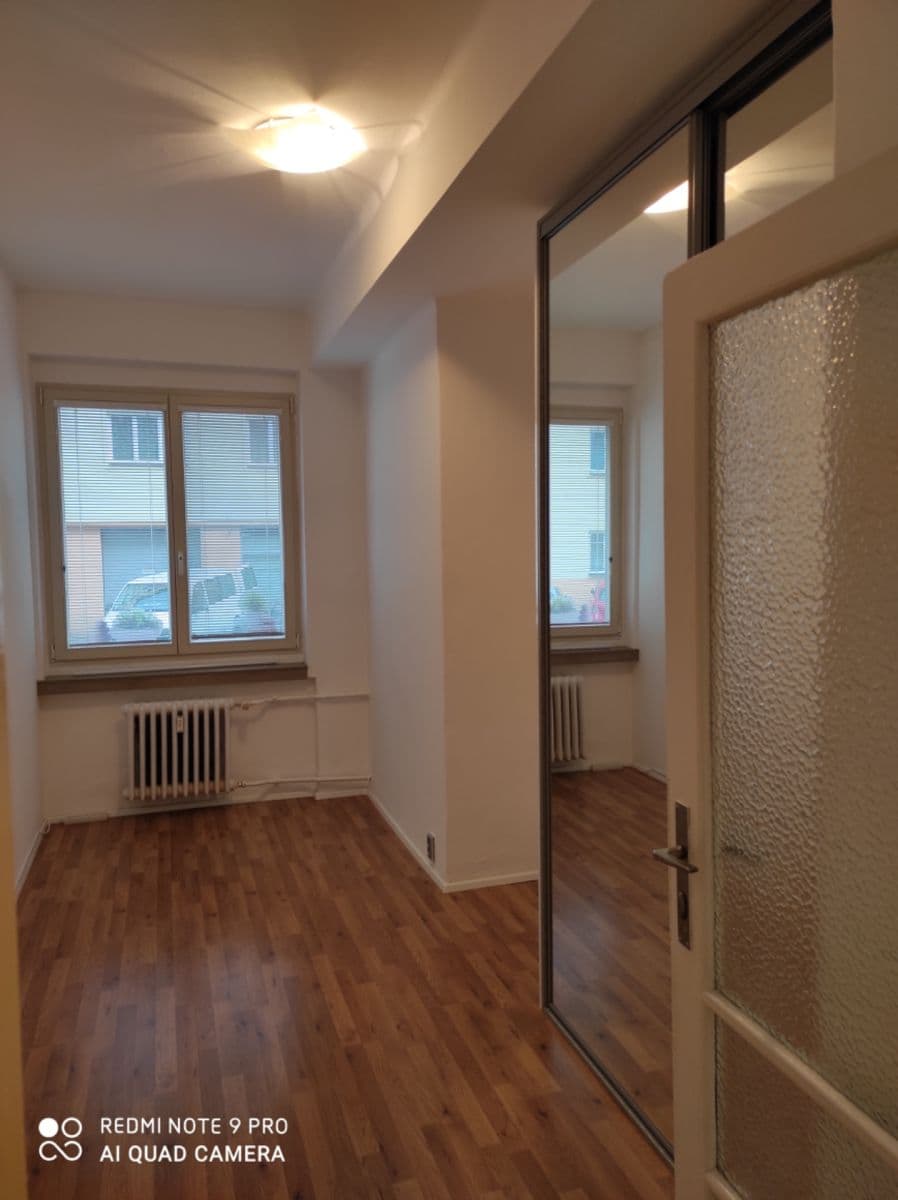Predaj bytu 2-izbový 44 m², Písecká, Praha, Praha Predaj bytu 2-izbový 44 m², Písecká, Praha, Praha