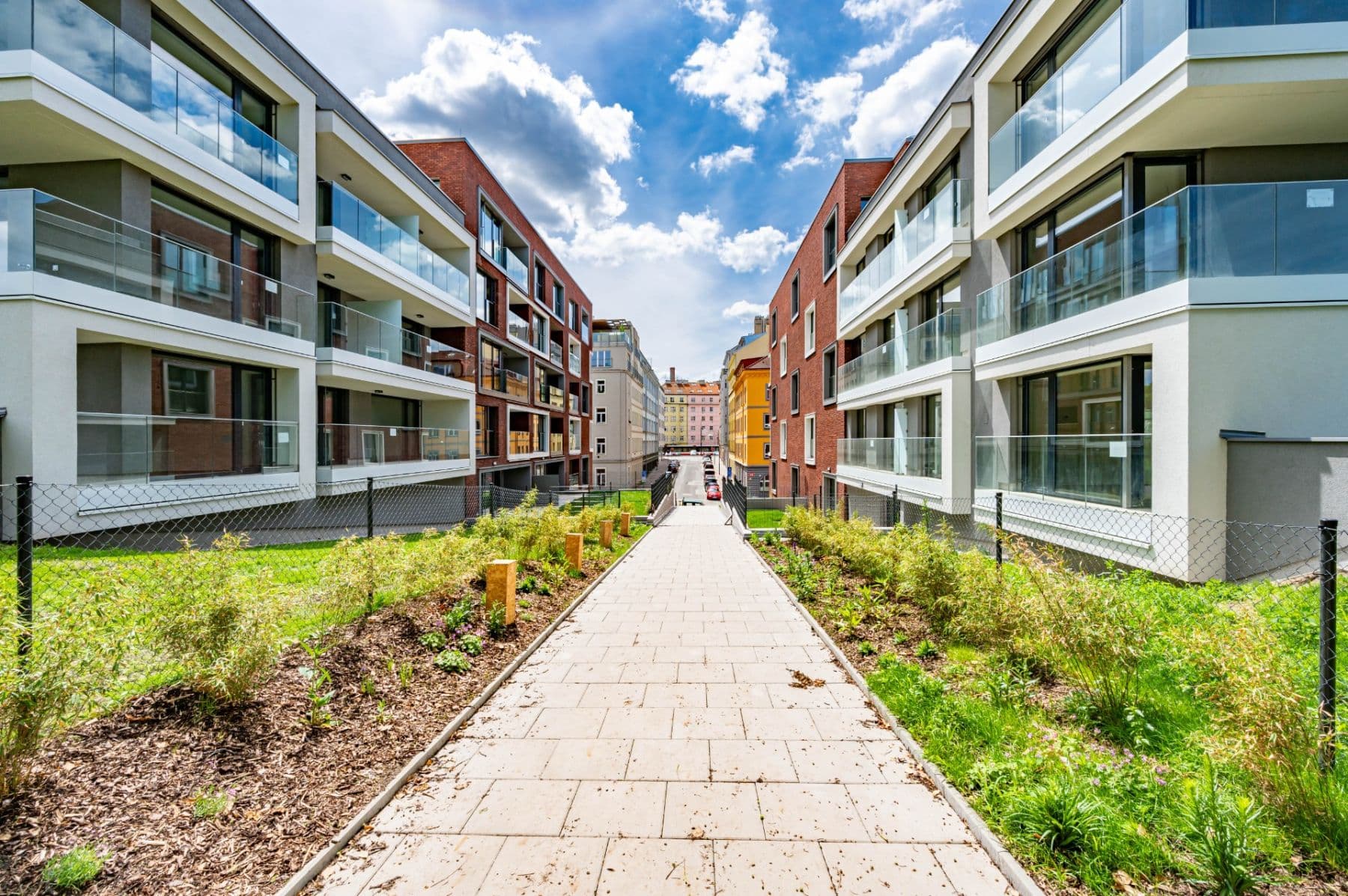 Prenájom bytu 1-izbový 36 m², Kotlaska, Praha, Praha Prenájom bytu 1-izbový 36 m², Kotlaska, Praha, Praha