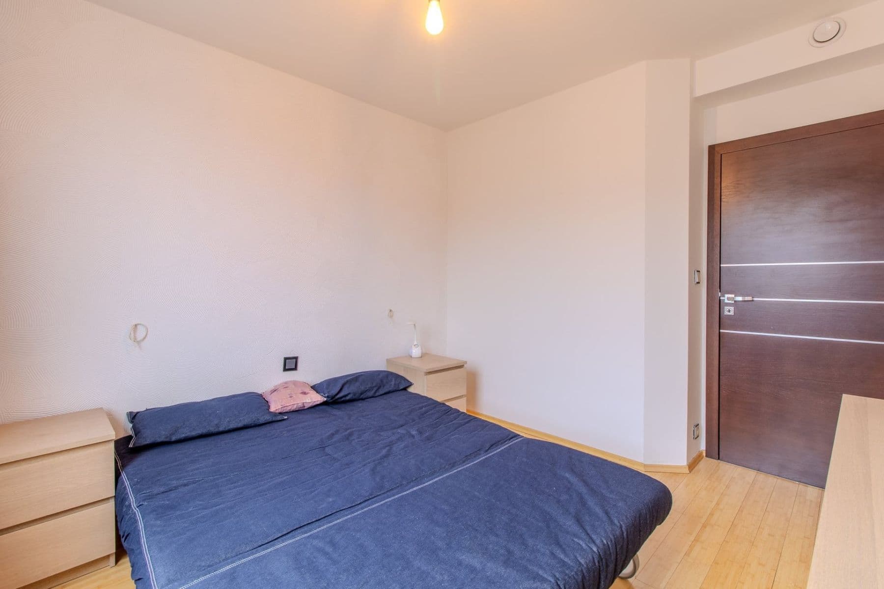 Prenájom bytu 4-izbový 88 m², Kloboučnická, Praha, Praha Prenájom bytu 4-izbový 88 m², Kloboučnická, Praha, Praha