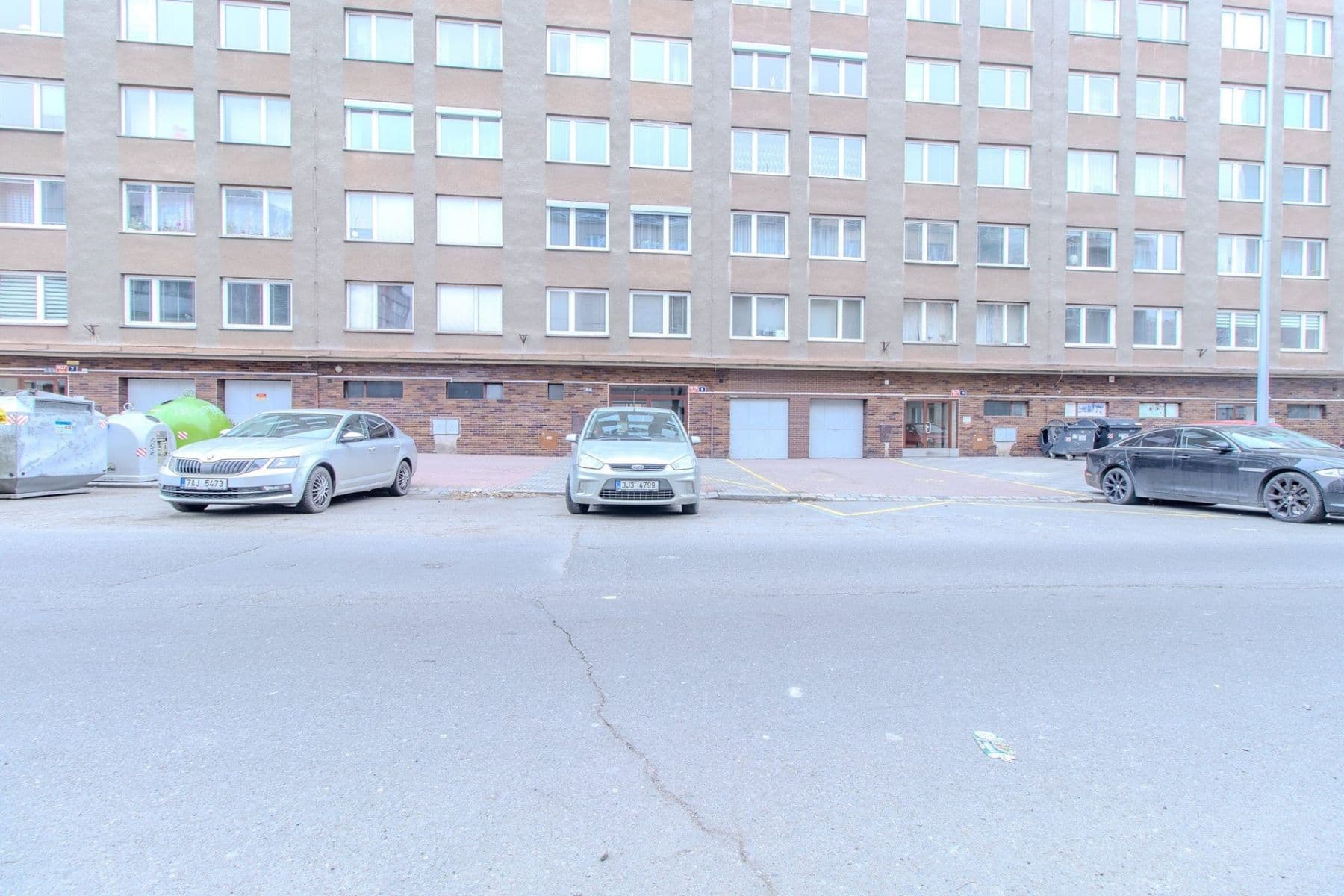 Prenájom bytu 4-izbový 88 m², Kloboučnická, Praha, Praha Prenájom bytu 4-izbový 88 m², Kloboučnická, Praha, Praha