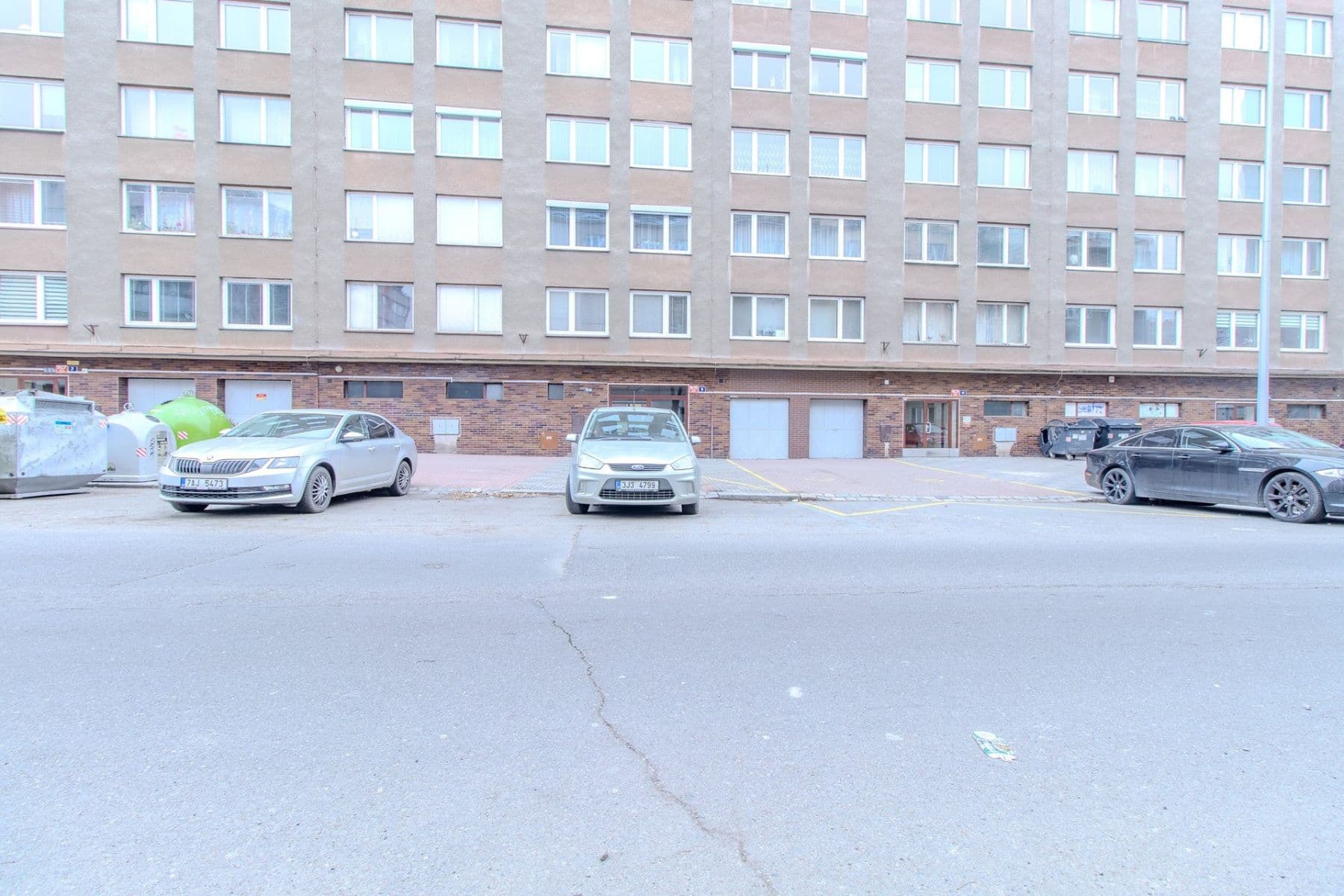 Prenájom bytu 4-izbový 88 m², Kloboučnická, Praha, Praha Prenájom bytu 4-izbový 88 m², Kloboučnická, Praha, Praha