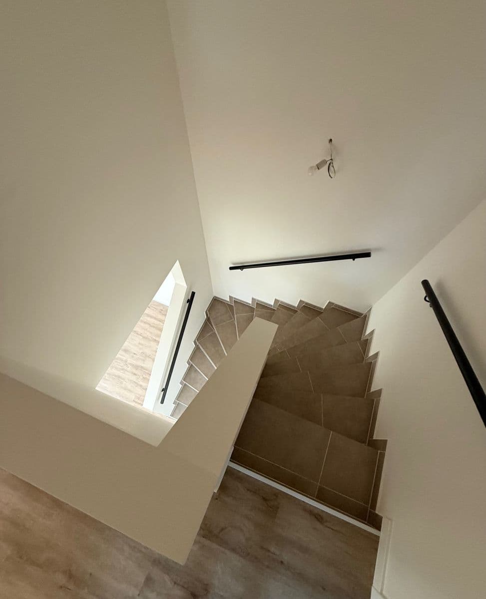 Predaj bytu 4-izbový 110 m², Strančice, Středočeský kraj Predaj bytu 4-izbový 110 m², Strančice, Středočeský kraj