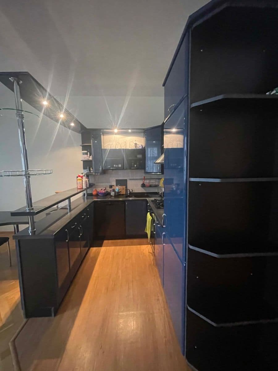 Prenájom bytu 3-izbový 75 m², Krymská, Praha, Praha Prenájom bytu 3-izbový 75 m², Krymská, Praha, Praha