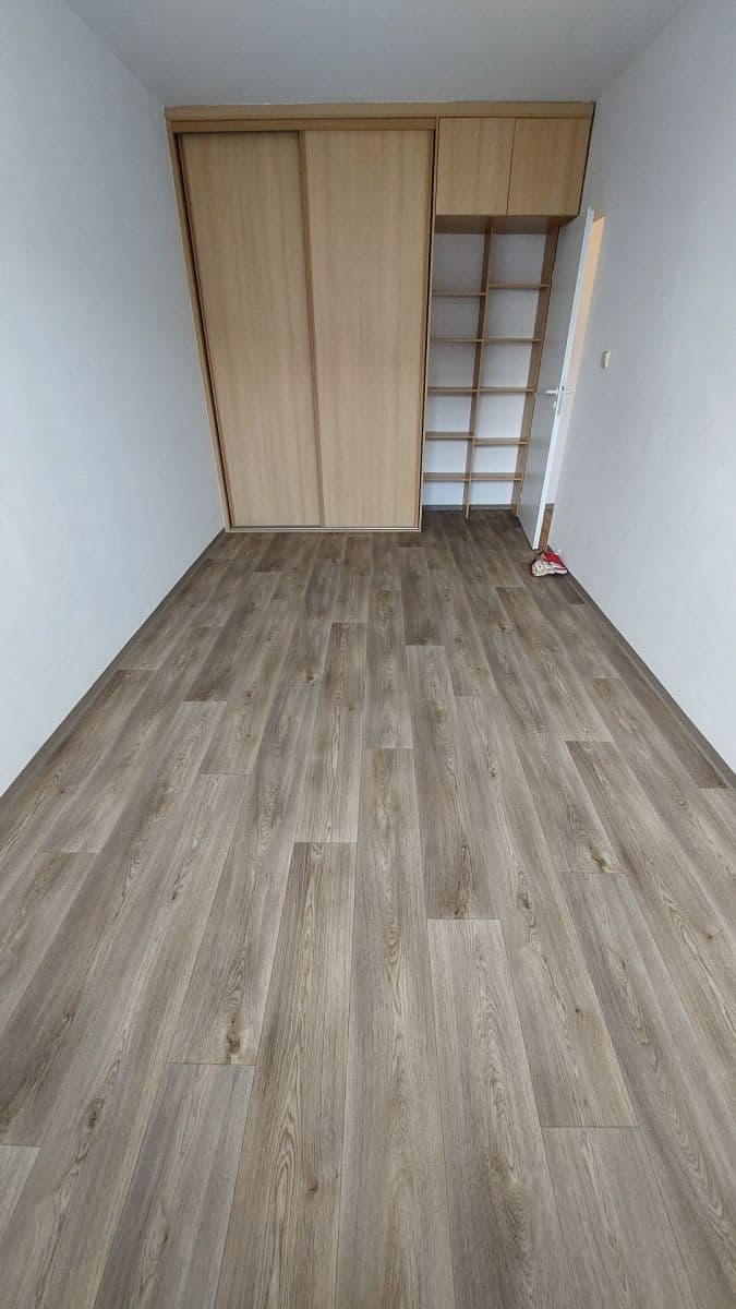 Prenájom bytu 3-izbový 74 m², Petýrkova, Praha, Praha Prenájom bytu 3-izbový 74 m², Petýrkova, Praha, Praha