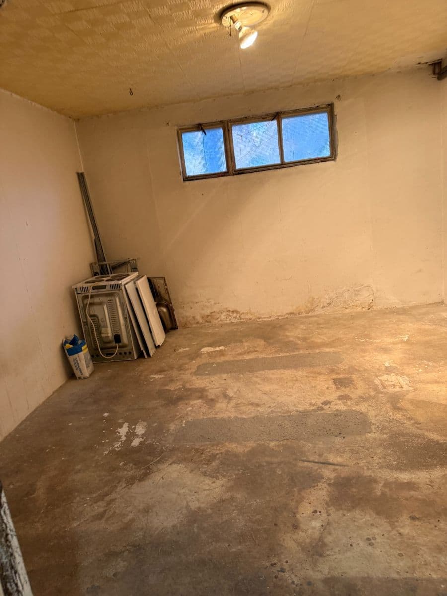 Predaj nebytového priestoru 17 m², Závodní, Děčín, Ústecký kraj Predaj nebytového priestoru 17 m², Závodní, Děčín, Ústecký kraj