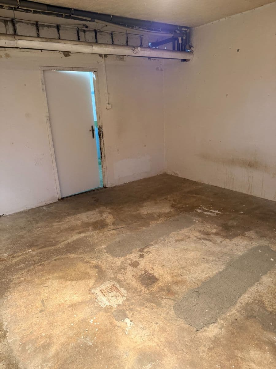 Predaj nebytového priestoru 17 m², Závodní, Děčín, Ústecký kraj Predaj nebytového priestoru 17 m², Závodní, Děčín, Ústecký kraj