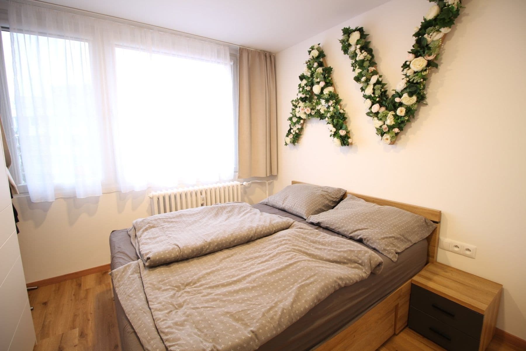 Prenájom bytu 3-izbový 60 m², Kosmonautů, Mělník, Středočeský kraj Prenájom bytu 3-izbový 60 m², Kosmonautů, Mělník, Středočeský kraj