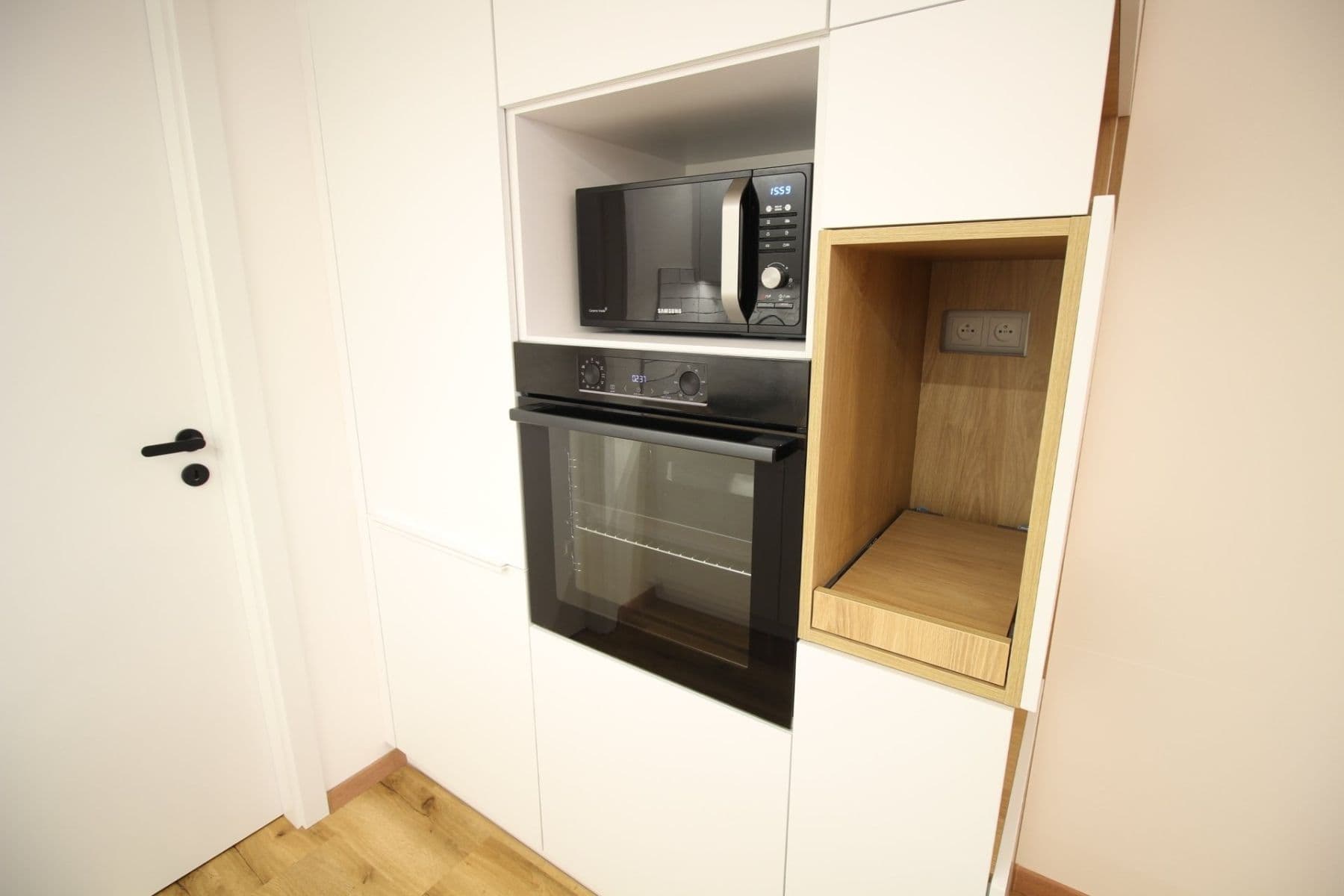 Prenájom bytu 3-izbový 60 m², Kosmonautů, Mělník, Středočeský kraj Prenájom bytu 3-izbový 60 m², Kosmonautů, Mělník, Středočeský kraj