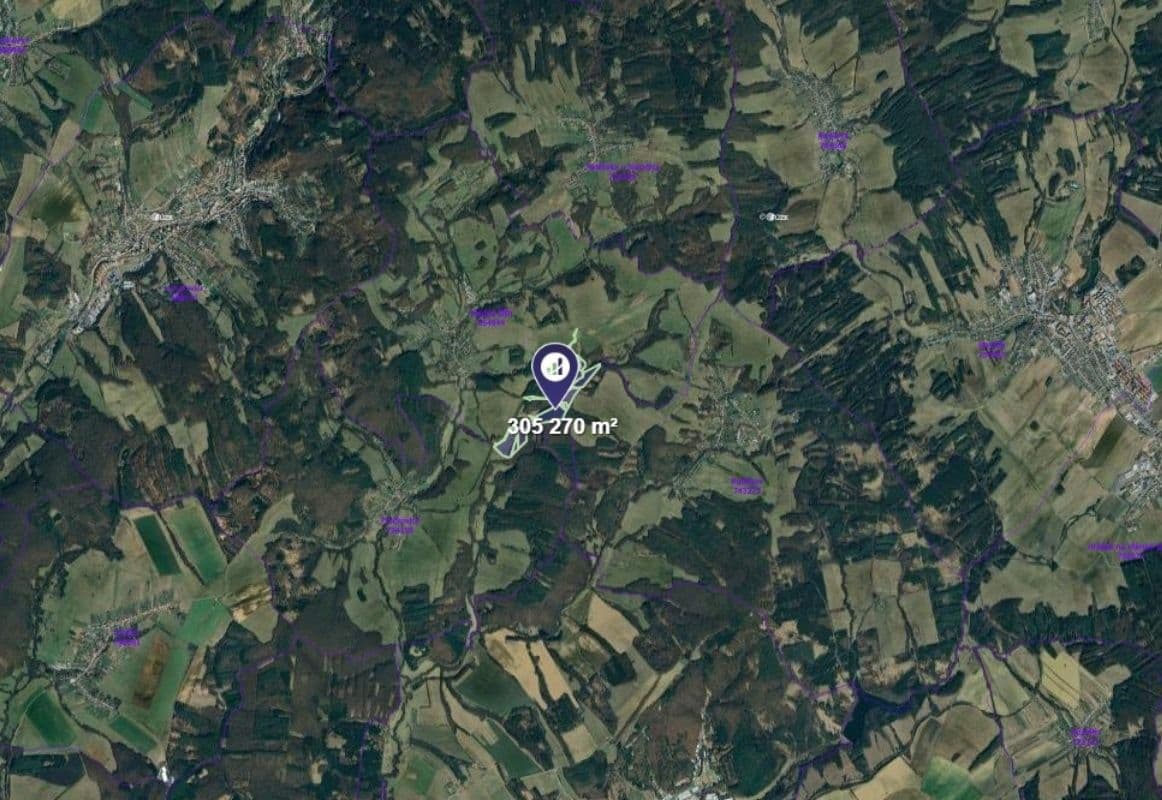 Predaj pozemku 1.903 m², Luhačovice, Zlínský kraj Predaj pozemku 1.903 m², Luhačovice, Zlínský kraj
