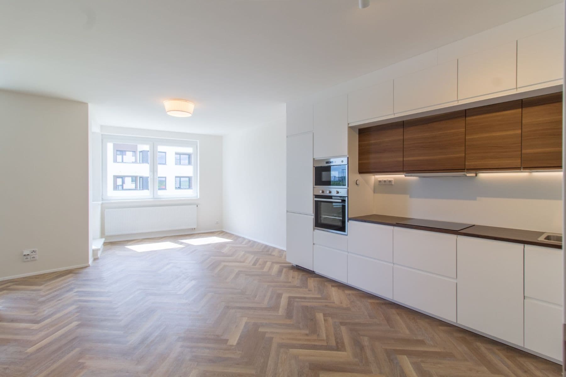 Prenájom bytu 2-izbový 55 m², Honzíkova, Praha, Praha Prenájom bytu 2-izbový 55 m², Honzíkova, Praha, Praha