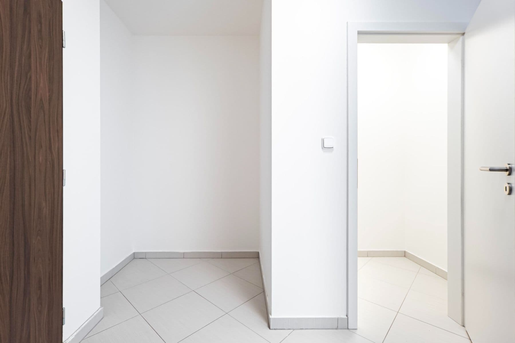 Prenájom bytu 2-izbový 55 m², Honzíkova, Praha, Praha Prenájom bytu 2-izbový 55 m², Honzíkova, Praha, Praha