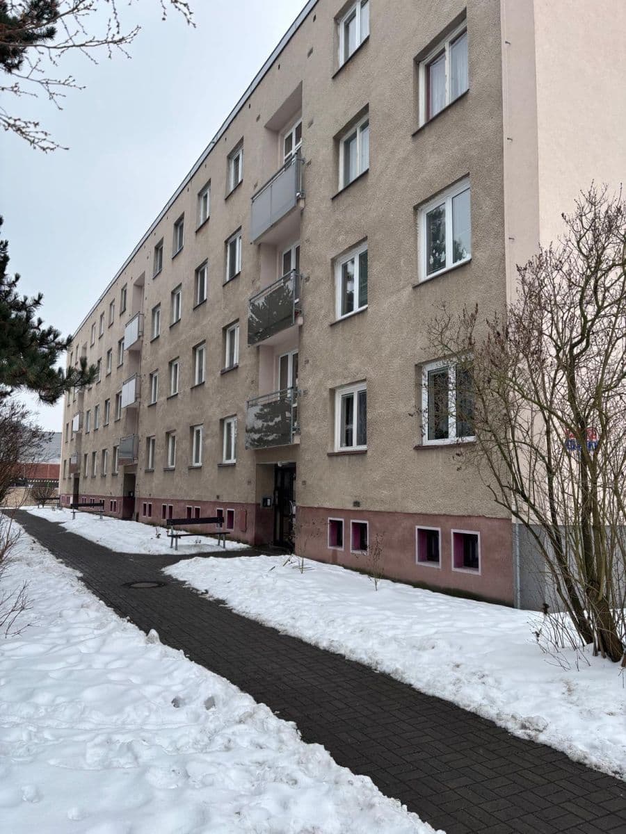 Predaj bytu 3-izbový 65 m², Písečná, Hradec Králové, Královéhradecký kraj Predaj bytu 3-izbový 65 m², Písečná, Hradec Králové, Královéhradecký kraj