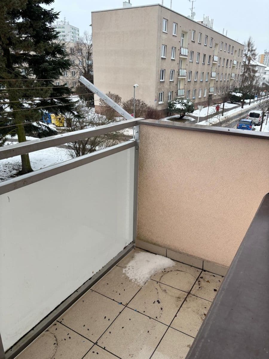 Predaj bytu 3-izbový 65 m², Písečná, Hradec Králové, Královéhradecký kraj Predaj bytu 3-izbový 65 m², Písečná, Hradec Králové, Královéhradecký kraj