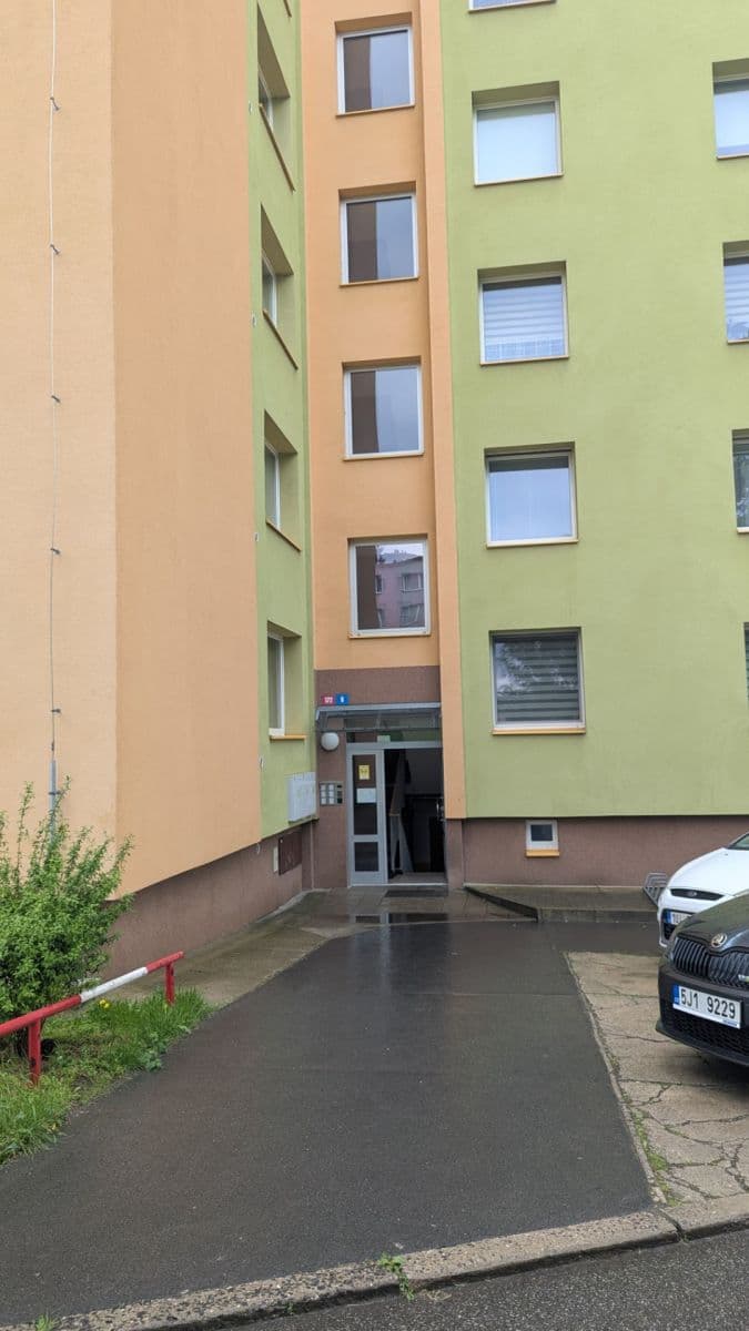 Prenájom bytu 2-izbový 57 m², Hrubínova, Litoměřice, Ústecký kraj Prenájom bytu 2-izbový 57 m², Hrubínova, Litoměřice, Ústecký kraj