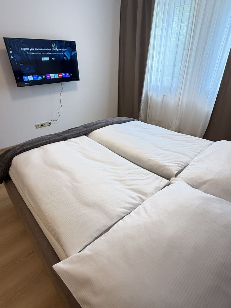 Prenájom bytu 43 m², Zbraslavská, Praha, Praha Prenájom bytu 43 m², Zbraslavská, Praha, Praha