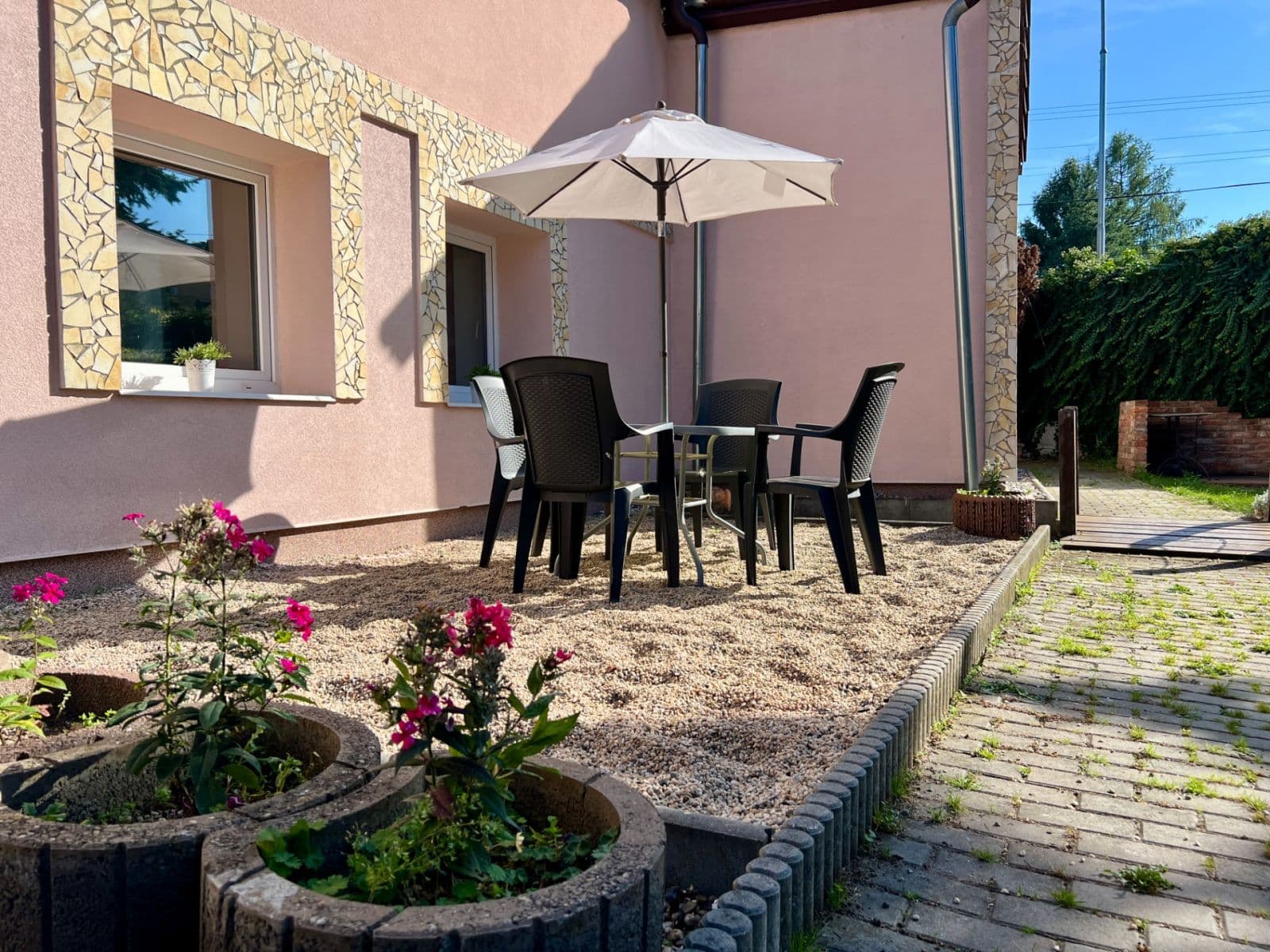 Predaj domu 306 m², pozemek 1.044 m², Očihov, Ústecký kraj Predaj domu 306 m², pozemek 1.044 m², Očihov, Ústecký kraj