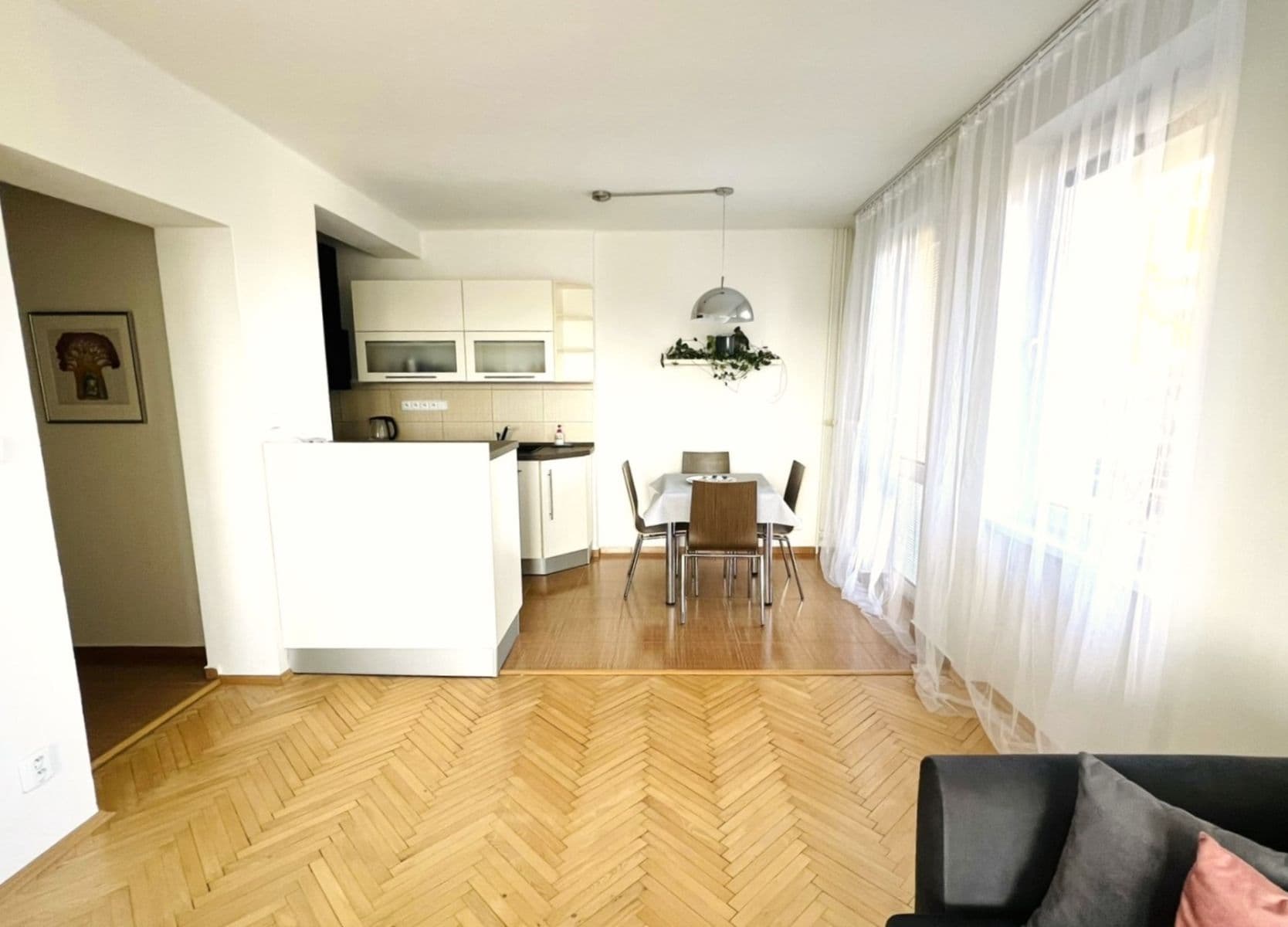 Prenájom bytu 2-izbový 65 m², J. Plachty, České Budějovice, Jihočeský kraj Prenájom bytu 2-izbový 65 m², J. Plachty, České Budějovice, Jihočeský kraj